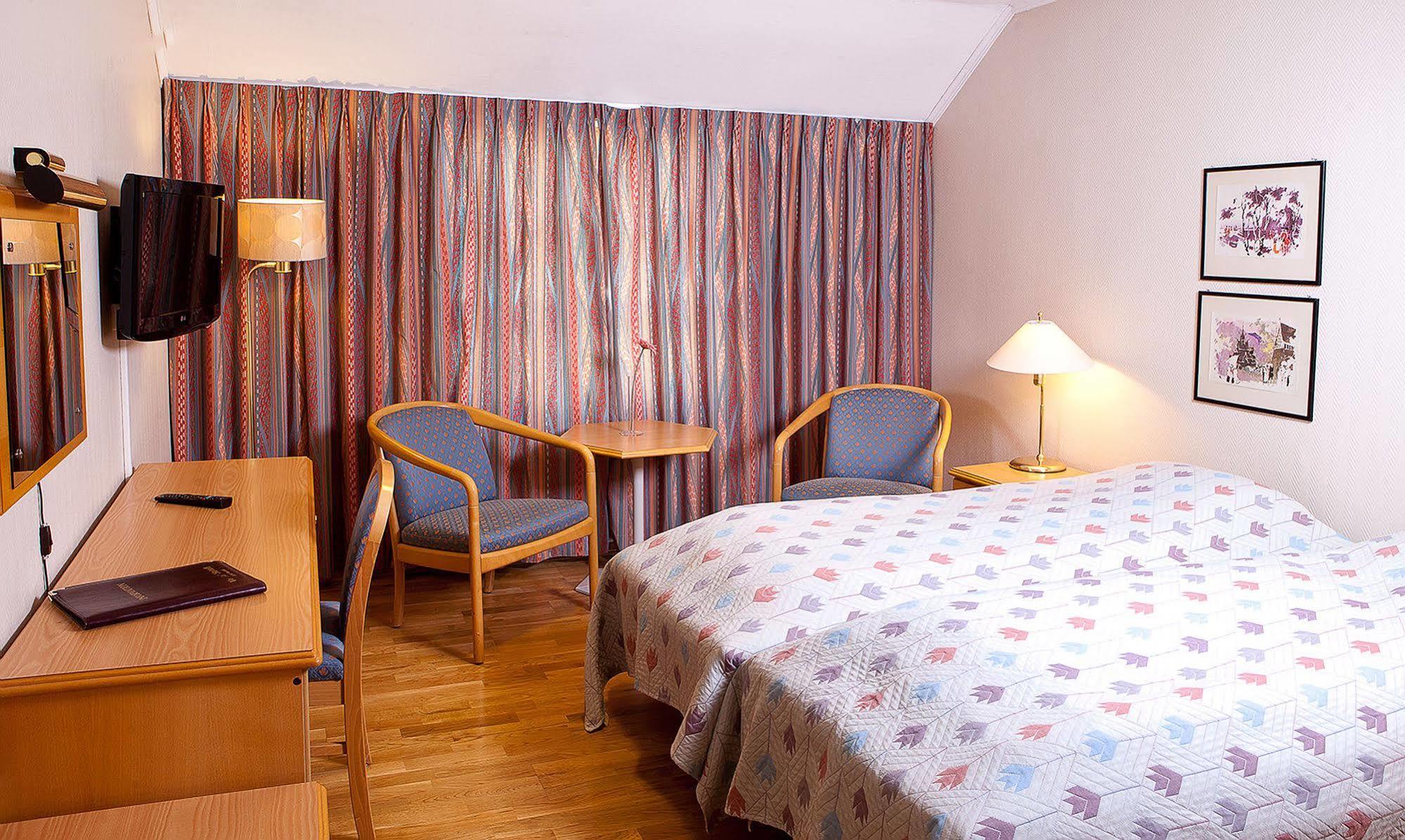 Verdal Hotell Verdalsora Exterior photo